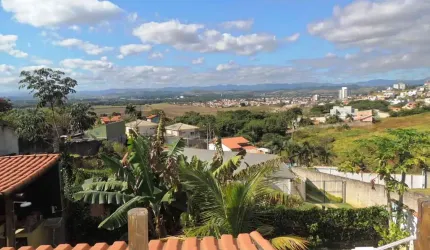 Terreno à venda na Colônia Piaguí, Guaratinguetá  por R$ 800.000