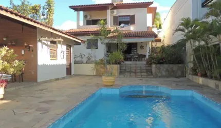 Casa com 3 quartos à venda no Portal das Colinas, Guaratinguetá , 345 m2 por R$ 1.300.000