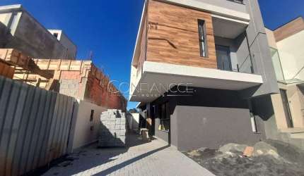 Casa com 3 quartos à venda na Rua Irma Schreiner Maran, Santa Cândida, Curitiba, 185 m2 por R$ 1.150.000