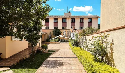 Casa com 3 quartos à venda na Rua Paraíba, Guaíra, Curitiba, 271 m2 por R$ 1.200.000