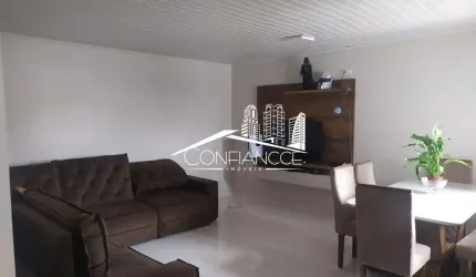 Casa com 3 quartos à venda na Travessa Jambeiro, 40, Eucaliptos, Fazenda Rio Grande, 200 m2 por R$ 689.000