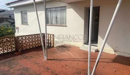 Casa com 2 quartos à venda na Rua Edmundo Saporski, 100, Mercês, Curitiba, 185 m2 por R$ 950.000