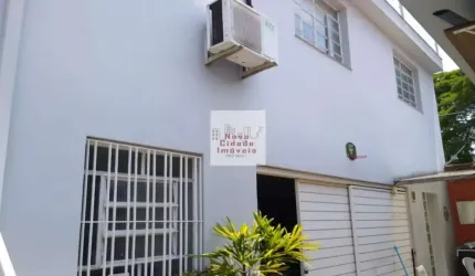 Brooklin! Sobrado reformado c/ 230 m² (3 dorms e 2 suítes) e 4 vagas - 8147079