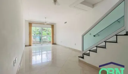 !!!OPORTUNIDADE!!! VENDO CASA TRIPLEX - 240m² ÚTEIS - 05 Dorm. sendo 04 Suítes - 2 Vagas - Churrasqueira + Piscina por R$ 1.159M - Embaré - Santos/SP