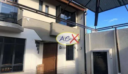 Sobrado com 3 dormitórios à venda, 233 m² por R$ 860.000,00 - Água Verde - Curitiba/PR