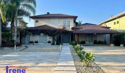 Sobrado com 5 suítes à venda, 649 m² por R$ 2.500.000 - Boungaiville - Peruíbe/SP