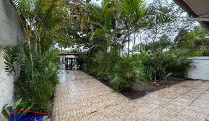 Casa com 3 dormitórios, 200 m² - venda por R$ 480.000,00 ou aluguel por R$ 2.000,00/mês - Suarão - Itanhaém/SP