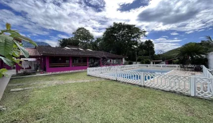 Casa com 7 quartos, Sertão da Quina, Ubatuba - R$ 1.2 mi, Cod: 2014