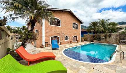Casa com 5 dorms, Recanto Lagoinha, Ubatuba - R$ 2.6 mi, Cod: 2479
