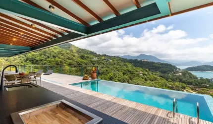 Casa com 4 dorms, Praia do Pulso, Ubatuba - R$ 9 mi, Cod: 2502