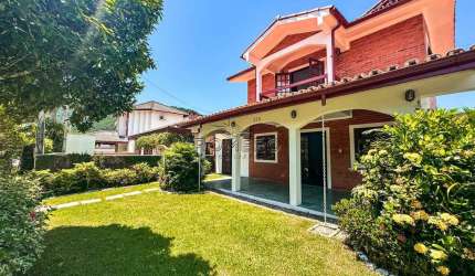 Casa com 7 quartos, Condomínio Lagoinha, Ubatuba - R$ 2.5 mi, Cod: 2552