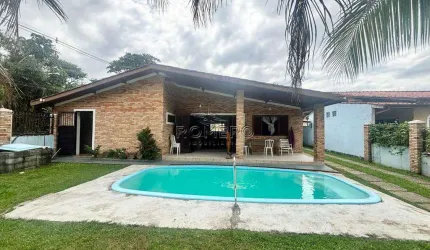 Casa com 5 quartos, Praia do Sapê, Ubatuba - R$ 1.6 mi, Cod: 2575