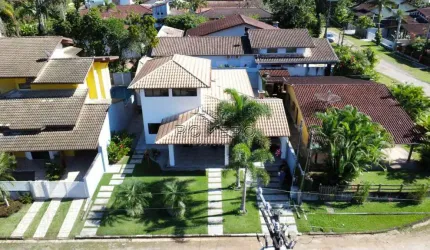 Casa com 5 quartos, Condomínio Lagoinha, Ubatuba - R$ 2.1 mi, Cod: 2647