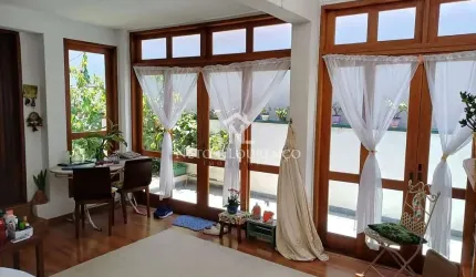 Casa Térrea com amplo quintal na Vila Rio Branco, Jundiaí, SP