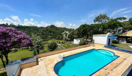 Chácara com 20.000m2 , com 7 baias no Condomínio Parque da Fazenda, Itatiba, SP