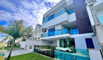 Triplex de luxo frente mar no Atami - Pontal