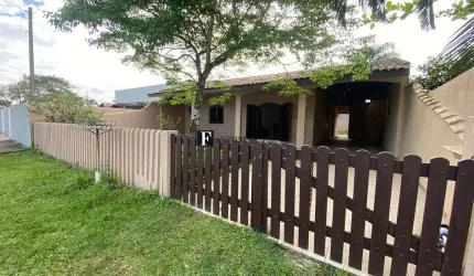 Casa com terreno perto do mar Pontal do Paraná