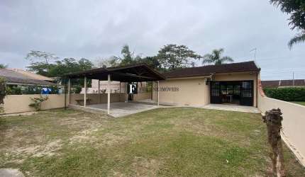 Casa com 03 quartos e terreno em canoas