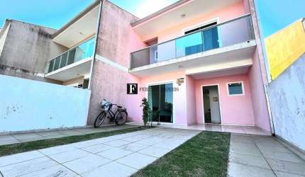 Sobrado perto do mar em Canoas