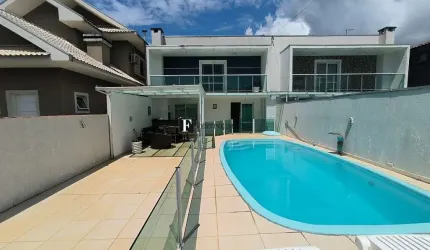 Sobrado com piscina Atami Norte Pontal PR