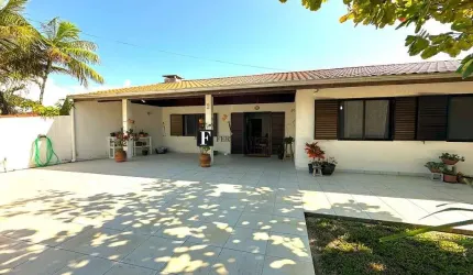 Casa em condomínio faixa do mar - Village Canoas
