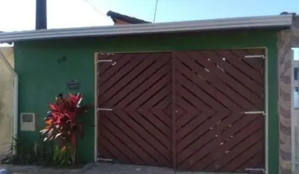 Casa para Venda em Itanhaém, Jequitibá, 2 dormitórios, 1 suíte, 1 banheiro, 2 vagas