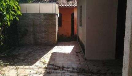 Casa para Venda em Itanhaém, Nova Itanhaém, 2 dormitórios, 1 suíte, 1 banheiro, 3 vagas