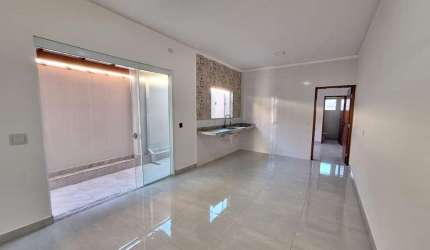 Casa para Venda em Itanhaém, Bopiranga, 2 dormitórios, 1 suíte, 1 banheiro, 2 vagas