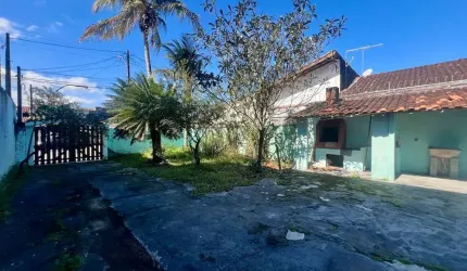 Casa para Venda em Itanhaém, Savoy, 3 dormitórios, 1 banheiro, 4 vagas