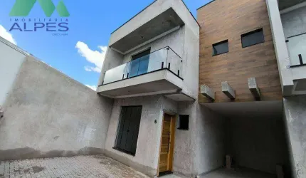 Sobrado com 3 dormitórios à venda, 106 m² por R$ 620.000,00 - Pinheirinho - Curitiba/PR