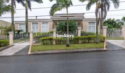 Casa com 6 Quartos, 7 Vagas, a Venda, no Bairro Santa Felicidade, em Curitiba. REbrokers