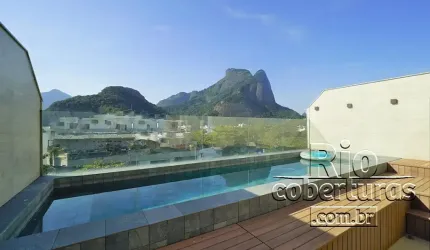 Cobertura à venda no Jardim Oceânico. Pronta para morar