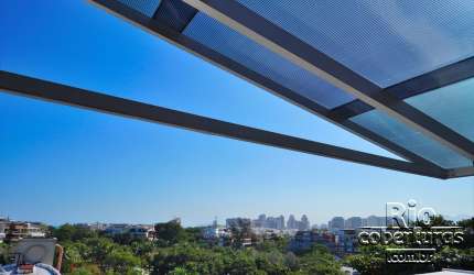 Cobertura à venda no jardim Oceânico. 4 Suítes