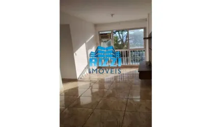 Apartamento com 2 Quartos para alugar, 51m² - Pechincha