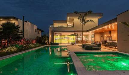 Maravilhosa Casa Alto Padrão à venda 5 Suites , 6 Vagas , Condominio Japy Golf Club ,Jardim da Serr