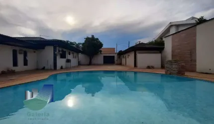 Casa Comercial com 4 quartos para alugar, 810m2 - Ribeirania