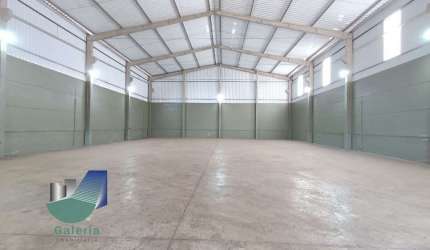 Galpao Comercial para alugar, 700m2 - Jardim Joquei Clube