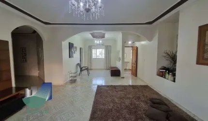 Casa Residencial com 3 quartos para alugar, 260m2 - Jardim Maria Goretti