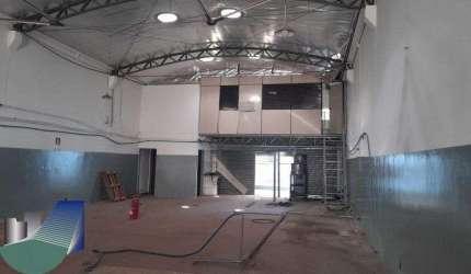 Galpao Comercial para alugar, 321m2 - Campos Eliseos