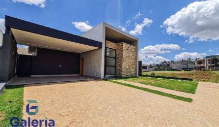 Casa de Condominio com 3 suites a venda, 204m2 - Residencial Alto do Castelo