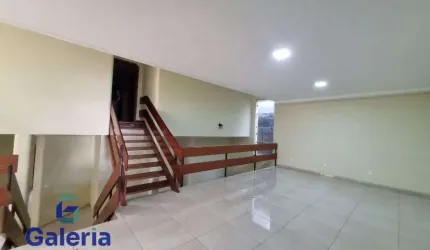 Casa comercial com 4 suites para alugar, 416m2 - Centro
