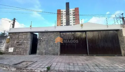 Casa com 3 dormitórios à venda, 250 m² por R$ 600.000,00 - Lagoa Nova - Natal/RN