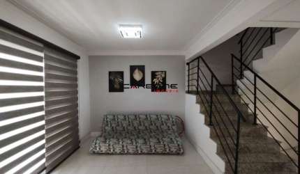 Casa em condomínio fechado com 3 quartos à venda na Rua Cambará, Vila Bertioga, São Paulo por R$ 1.400.000