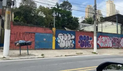 Terreno à venda na Rua Barão de Monte Santo, Mooca, São Paulo por R$ 1.700.000