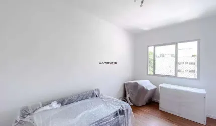 Apartamento com 2 quartos à venda na Rua Sara Bernhard, Vila Cláudia, São Paulo por R$ 380.000