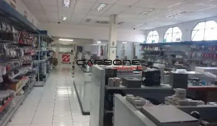 Prédio à venda na Rua Celeste, Quarta Parada, São Paulo por R$ 2.250.000
