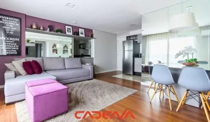 Apartamento de luxo com 2 quartos e 1 vaga à venda no Centro