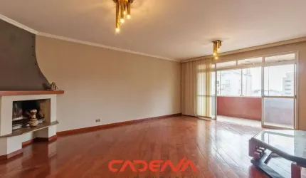 Apartamento com 3 quartos e 2 vagas à venda no Água Verde