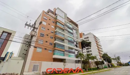 Apartamento garden com 3 quartos e 4 vagas à venda no Ahu