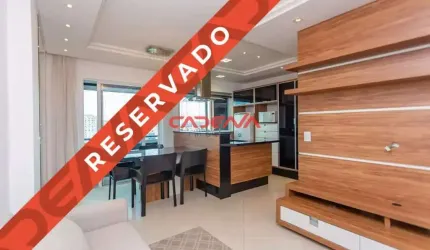 Apartamento com 2 quartos e 1 vaga à venda no Centro